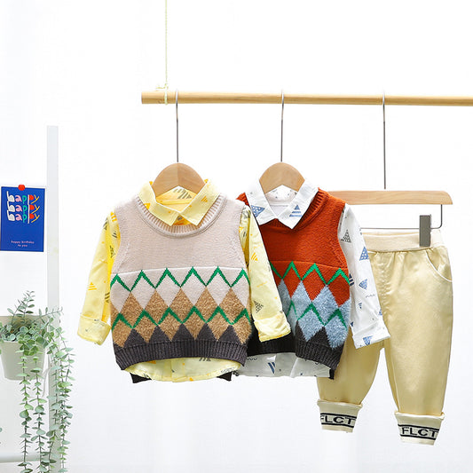 AS-1568B طقم ولادي 3 قطع ( قميص + فست + بنطلون )