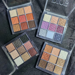باليت شدو ديور الثابت (Dior Backstage Eye Palette) لإطلالة ملكية Cas320526-28