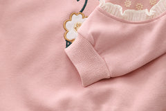 SSN040924-60 طقم بناتي خريفي ربيعي قطعتين ( بلوزة + بنطلون جينز)